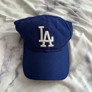 blue LA hat
